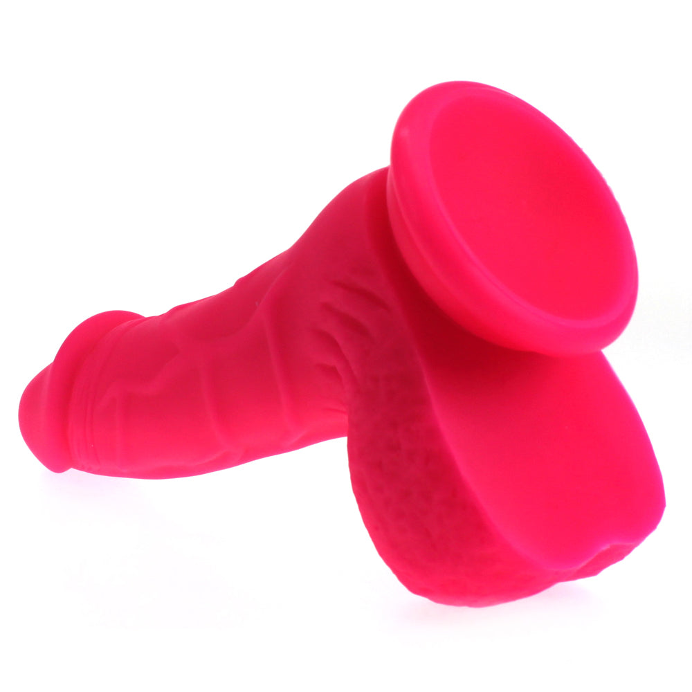 X-Men Beginners' Veiny Realistic Silicone Dildo wth Suction Cup - is expertly sculpted w/ a veiny shaft + phallic head for natural-feeling stimulation. Pink 4