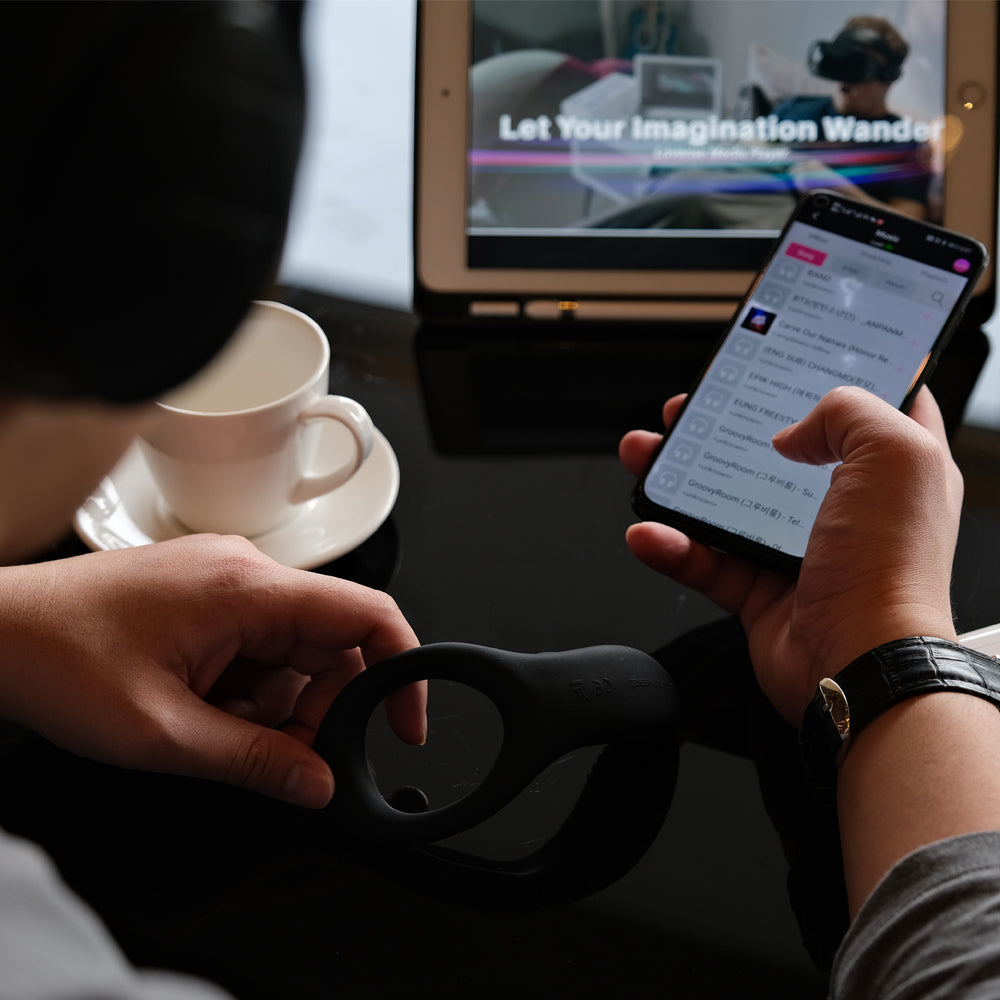 Lovense Diamo Bluetooth Vibrating Cock Ring w/ Perineal Arm Sexyland Lovense Diamo Bluetooth Vibrating Cock Ring w/ Perineal Arm Sexyland