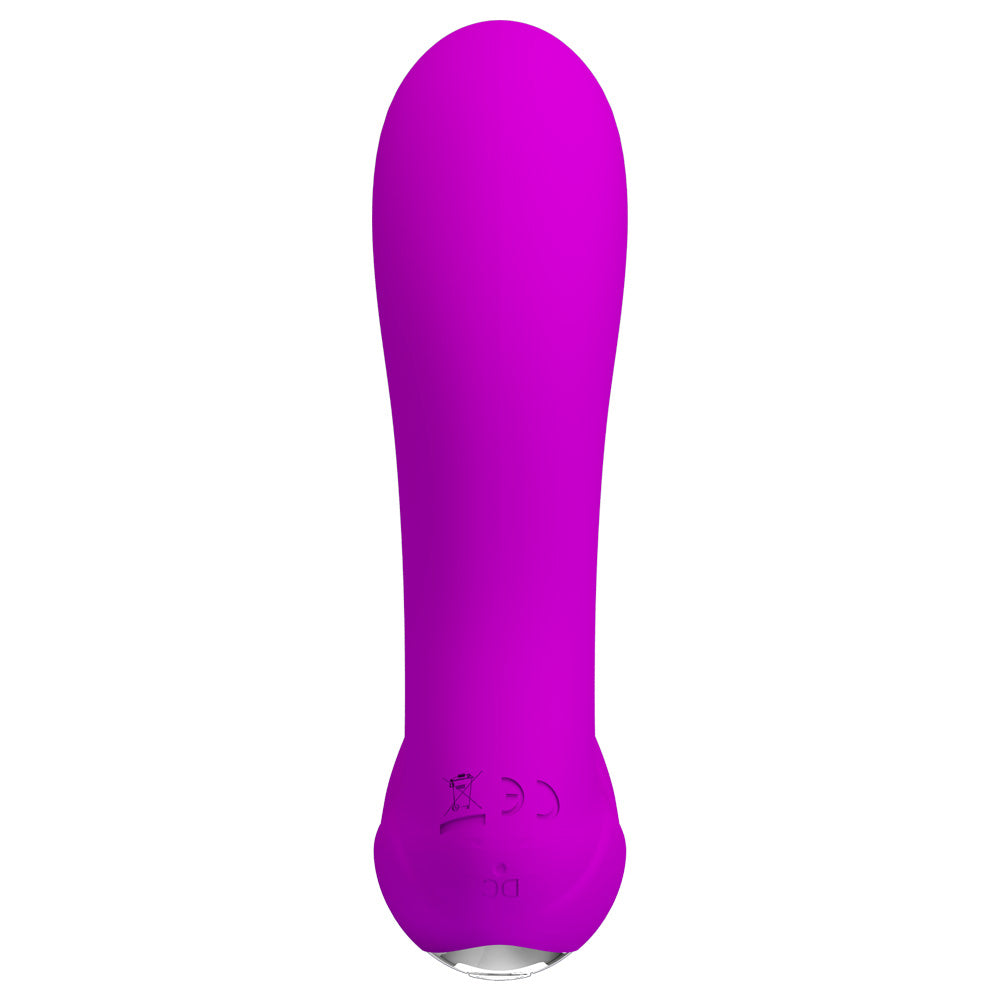 This dual vibrating butt plug has 12 wicked vibration modes in both heads & heats up to 48°C for extra stimulation. (3)